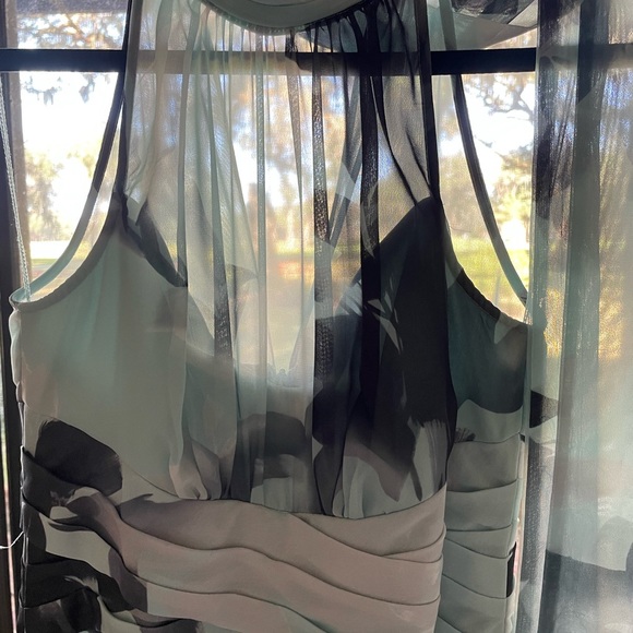 Adrianna Papell Floral Halter Sleeveless Chiffon Gown, Size 0 - Picture 8 of 14